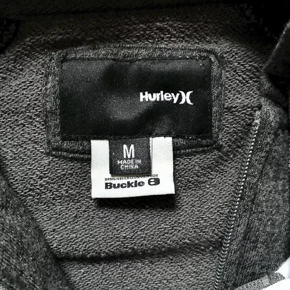 Like New Hurley Jacket an hoodie from the buckle - Picture 3 of 7